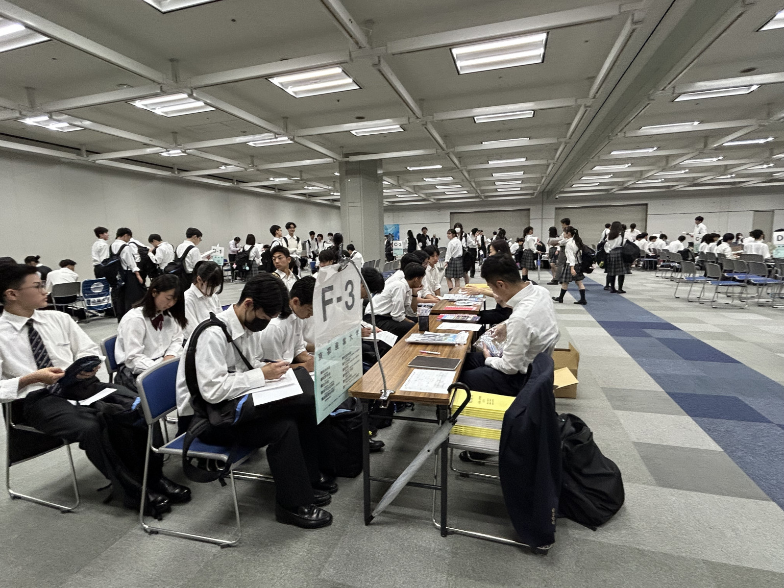 学園内2校合同大学ガイダンス - 常翔学園中学校・高等学校