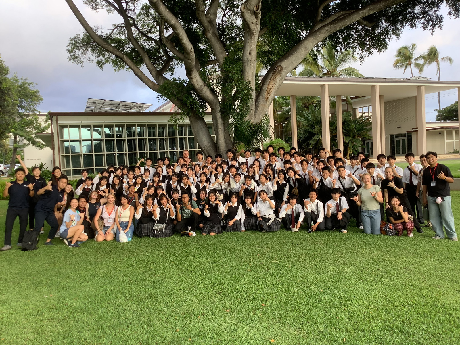 どーもくん　ハワイ大学 2年4組10組】ハワイ修学旅行10月8日 - 常翔学園中学校・高等学校